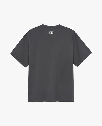  MLB – Unisex Short-Sleeve Crewneck T-Shirt Vintage Monogram 