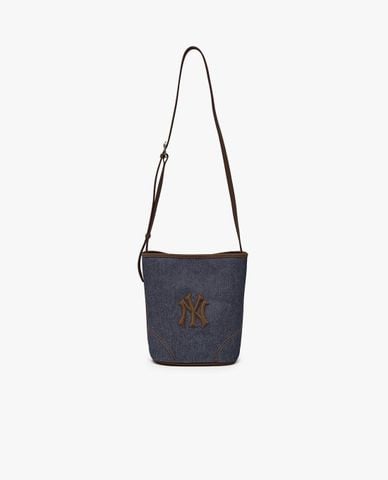  MLB - Women's Denim Coloring Trapezoid Shoulder Bag 
