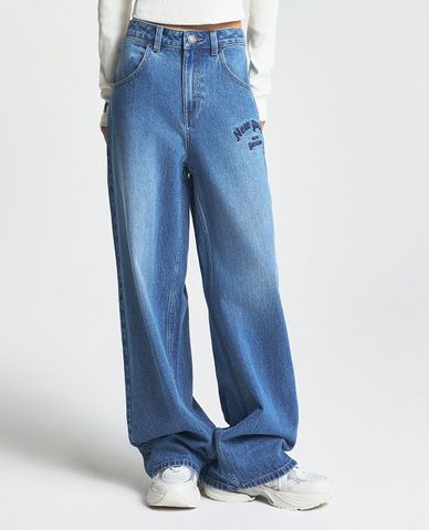  MLB - Women's Wide-Leg Jeans Varsity Cursive Embroidery 