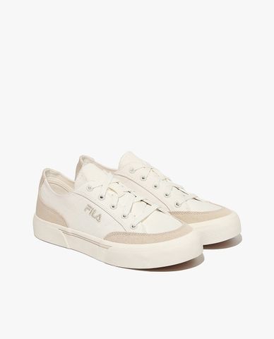  FILA - Unisex Tarp Lo Low Top Sneakers 