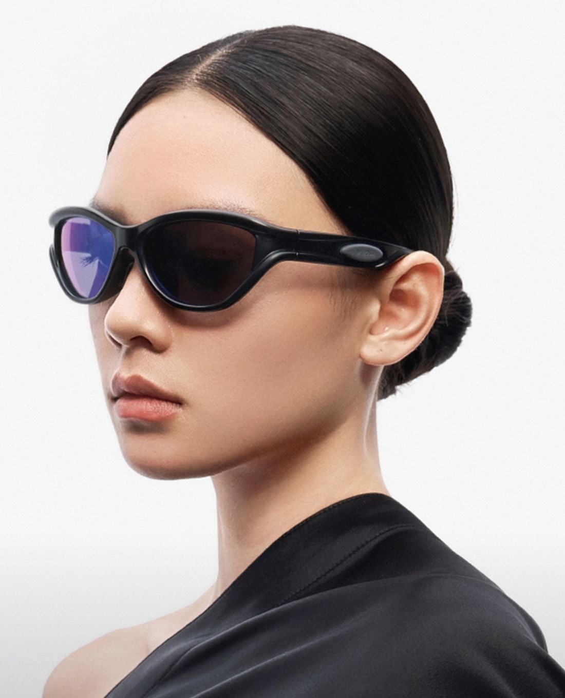 MUJOSH - Edgy Thick Frame Unisex Oval Sunglasses