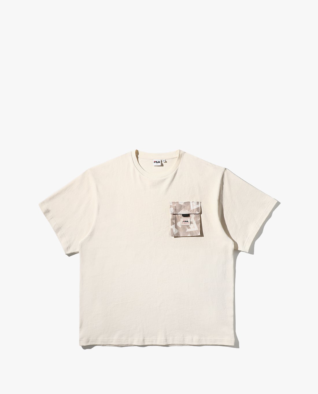 FILA - Unisex Explore Pocket Round Short Sleeve T Shirt