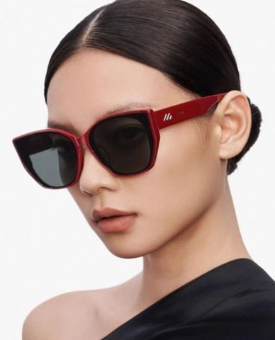  MUJOSH - Trendy Unisex Square Sunglasses 