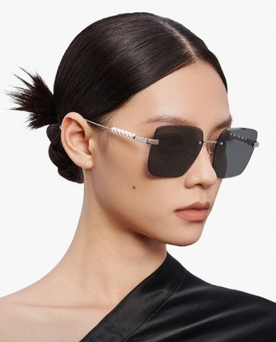  MUJOSH - Women's Polygonal Frame Sunglasses 