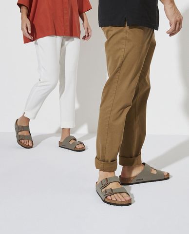  BIRKENSTOCK - Unisex Arizona Flat Sandals 