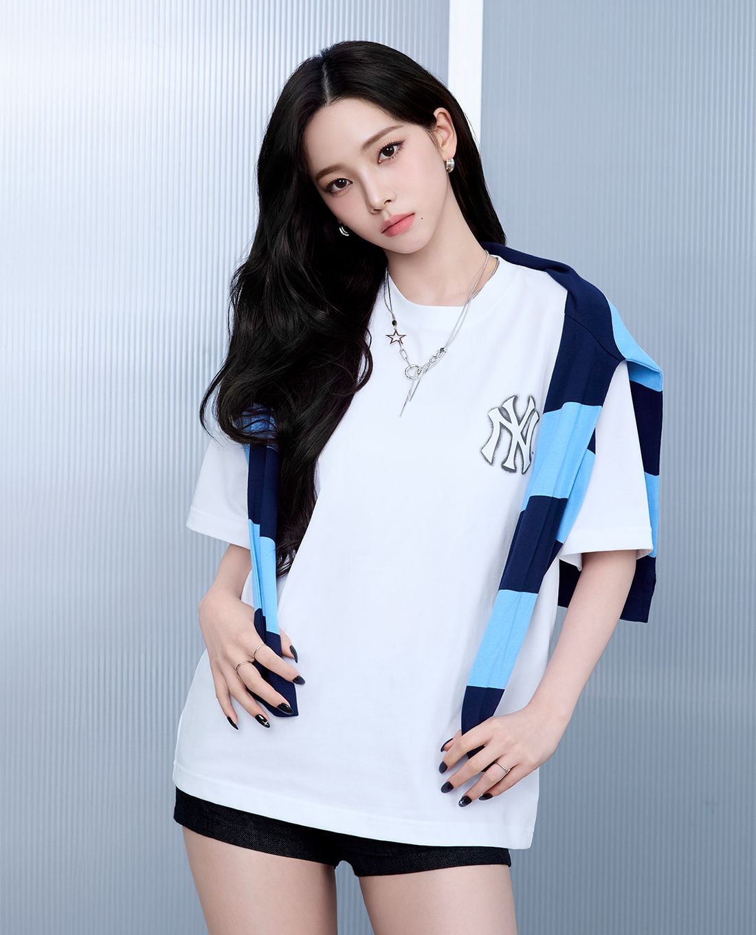 MLB - Unisex Short Sleeve Round Neck Basic Mega Logo T-shirt