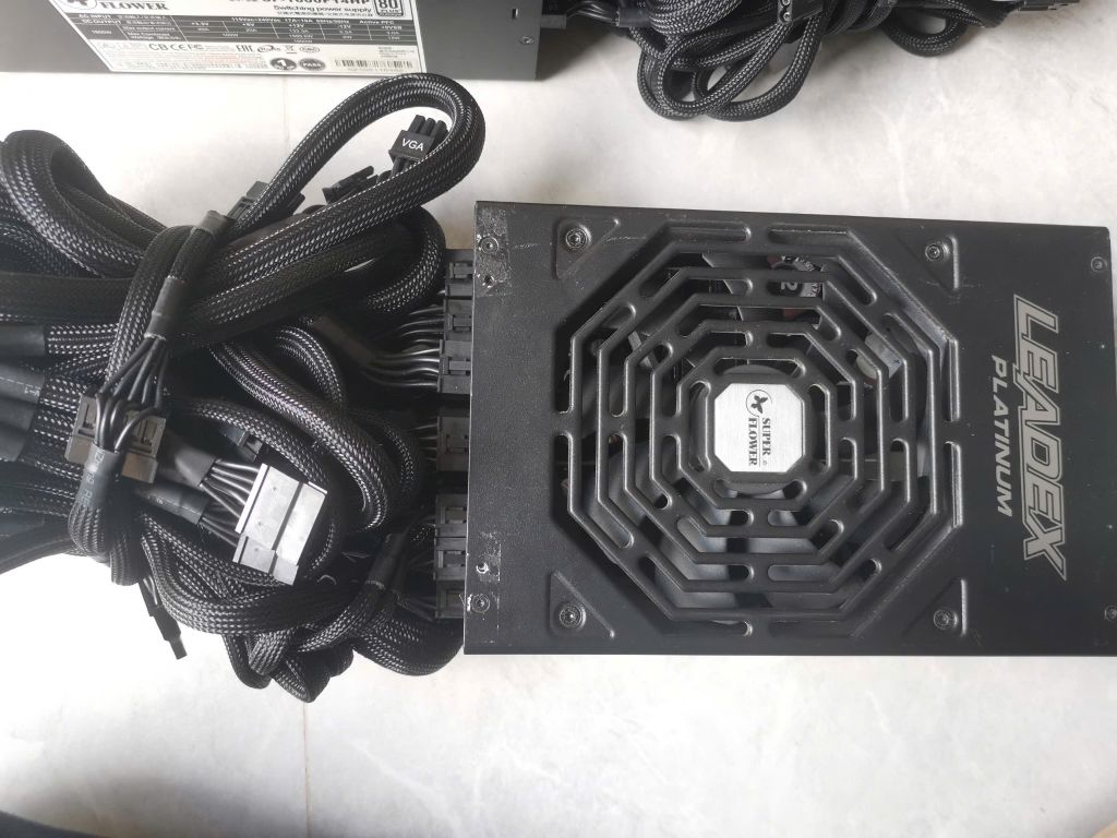 Bộ nguồn vi tính Leadex Platinum 1600W Black 80 Plus Platinum SF-1600F14HP Super Flower (Có 1 dây PCIe 5.0)