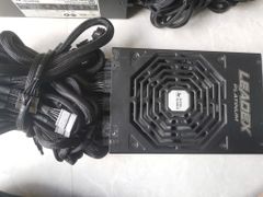 Bộ nguồn vi tính Leadex Platinum 1600W Black 80 Plus Platinum SF-1600F14HP Super Flower (Có 1 dây PCIe 5.0)