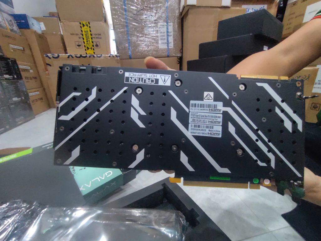 Card màn hình T46E Black GF RTX2070 Super EX Gamer (1-Click OC) 8GB GDDR6 27ISL6MDW0NB Galax