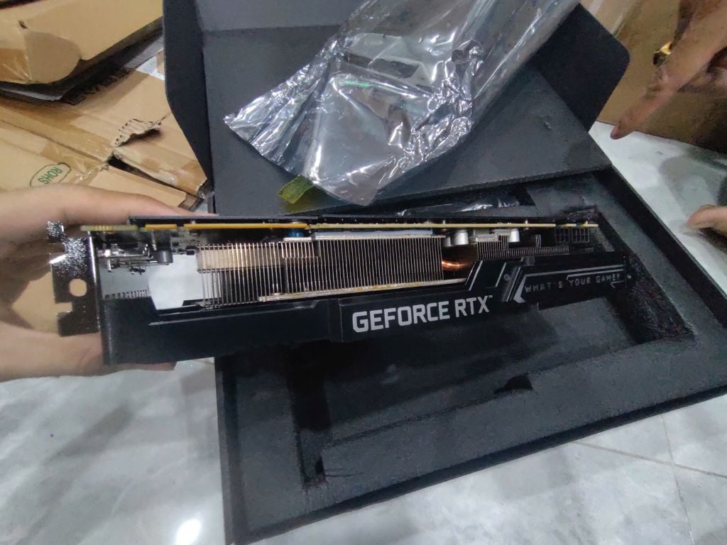 Card màn hình T46E Black GF RTX2070 Super EX Gamer (1-Click OC) 8GB GDDR6 27ISL6MDW0NB Galax