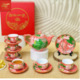  Ấm Chén Mẫu Đơn Khắc Hoa Sen Nổi Màu Hồng 