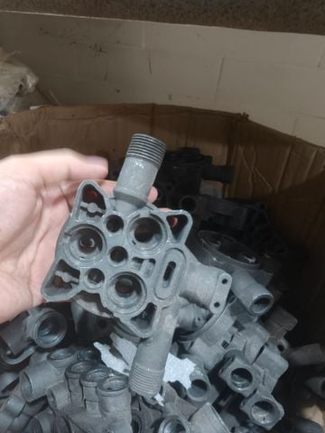  Nắp đầu thay máy rửa xe mini 