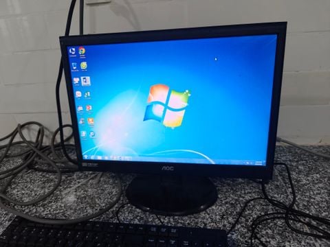  Màn hình pc có ám nhẹ 