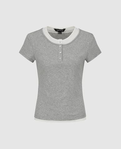  URBAN REVIVO - Áo thun nữ cổ henley tay ngắn phom ôm 