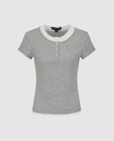  URBAN REVIVO - Áo thun nữ cổ henley tay ngắn phom ôm 