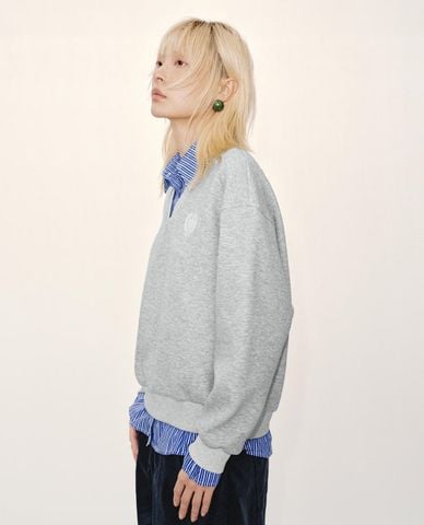  URBAN REVIVO - Áo sweatshirt nữ layer cổ sơ mi kẻ sọc 