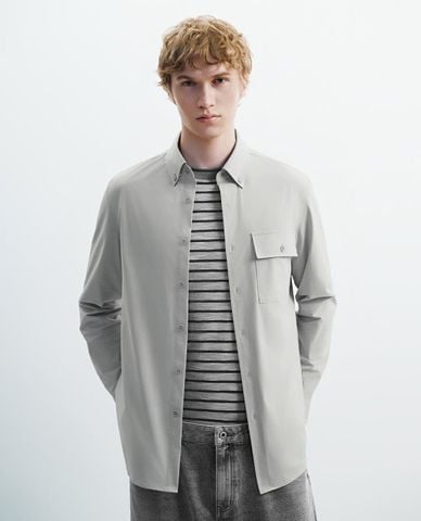  URBAN REVIVO - Áo sơ mi nam cổ bẻ tay dài phối túi hộp 