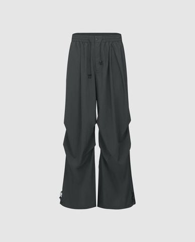  URBAN REVIVO - Quần nam ống rộng lưng thun Ruched 