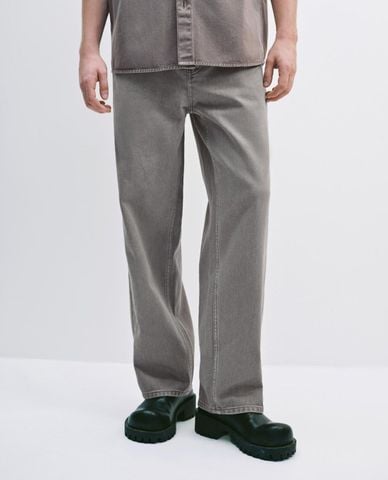  URBAN REVIVO - Quần jeans nam ống rộng hiện đại 