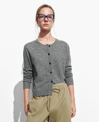  URBAN REVIVO - Áo khoác cardigan nữ cổ tròn tay dài 