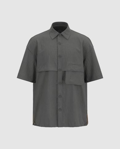  URBAN REVIVO - Áo sơ mi nam cổ bẻ tay ngắn phối túi hộp 