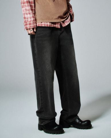  URBAN REVIVO - Quần jeans nam ống rộng thời trang 