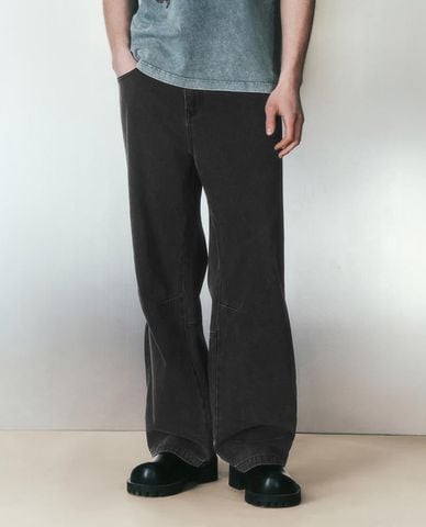  URBAN REVIVO - Quần jeans nam ống rộng cá tính 
