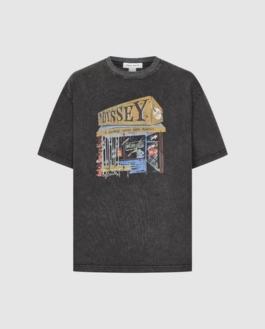  URBAN REVIVO - Áo thun nam cổ tròn tay ngắn in họa tiết 