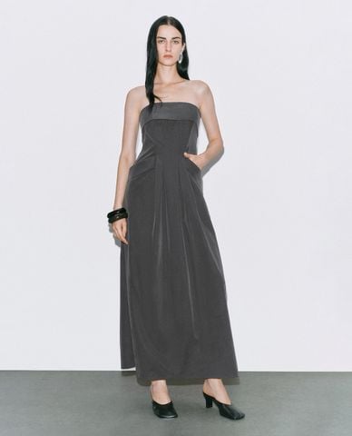  URBAN REVIVO - Đầm midi cúp ngực xếp li 