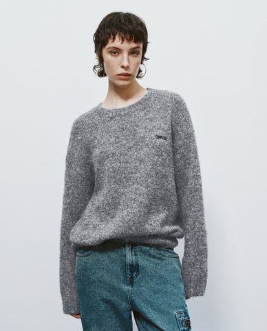  URBAN REVIVO - Áo sweatshirt nữ cổ tròn tay dài phối chữ 