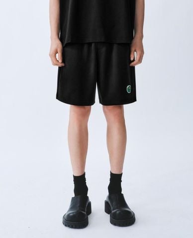  URBAN REVIVO - Quần short nam ống rộng lưng thun 