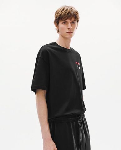  URBAN REVIVO - Áo thun nam cổ tròn tay ngắn họa tiết mini 