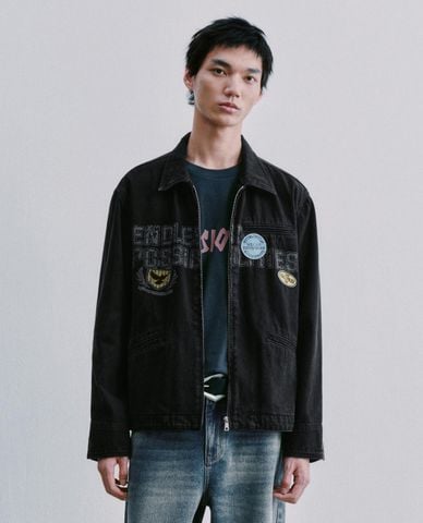  URBAN REVIVO - Áo khoác denim nam tay dài in họa tiết 