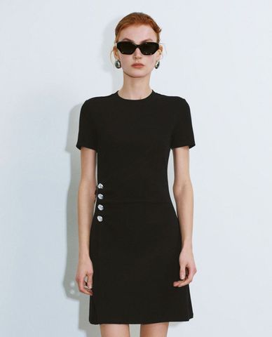  URBAN REVIVO - Đầm mini cổ tròn tay ngắn phom ôm Straight 