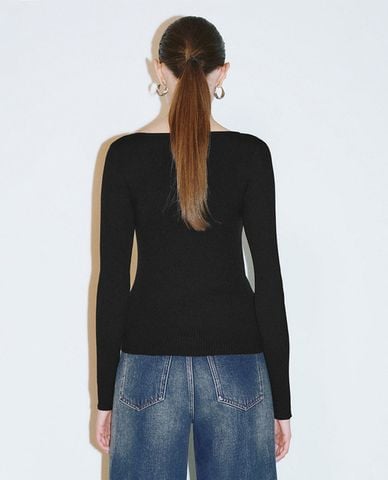  URBAN REVIVO - Áo dệt kim nữ cổ V tay dài phom ôm 