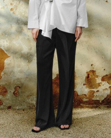  URBAN REVIVO - Quần nữ ống rộng lưng thun 