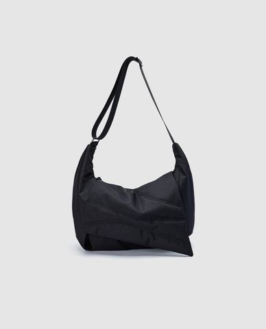  URBAN REVIVO - Túi đeo chéo nam phom chữ nhật cá tính 