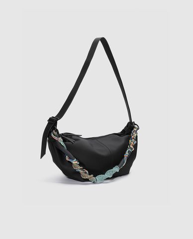  URBAN REVIVO - Túi đeo vai nam hình bán nguyệt phối dây đan 