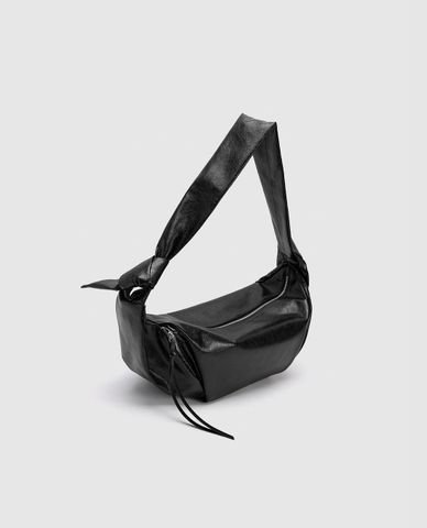  URBAN REVIVO - Túi đeo chéo nữ phom hobo thanh lịch 