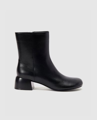  URBAN REVIVO - Giày boots nữ đế vừa cổ cao cá tính 