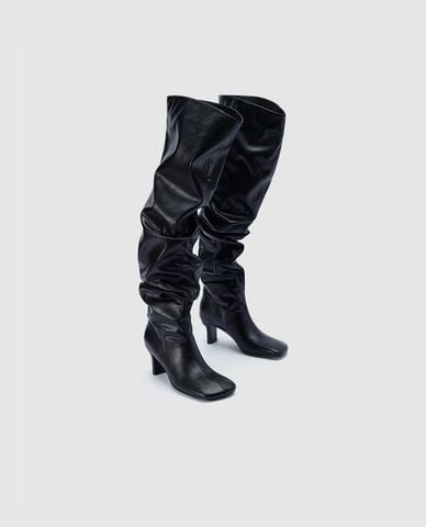  URBAN REVIVO - Giày boots cao gót nữ nhăn gối 