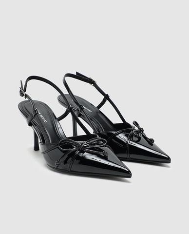  URBAN REVIVO - Giày sandals cao gót nữ bít mũi phối nơ 