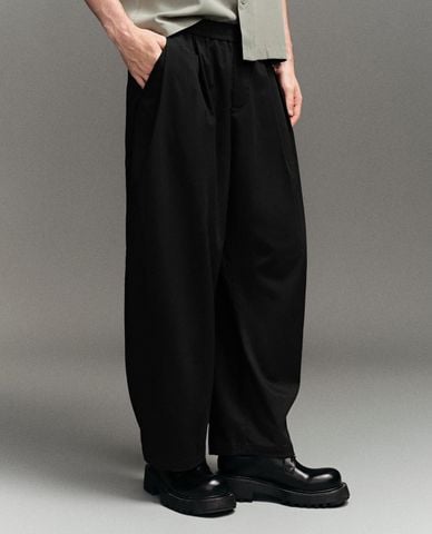  URBAN REVIVO - Quần nam ống rộng hiện đại 