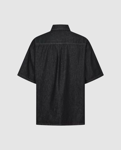  URBAN REVIVO - Áo sơ mi denim nam tay ngắn phối túi 