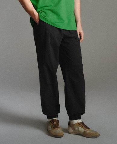  URBAN REVIVO - Quần jogger nam lưng thun phối dây rút 