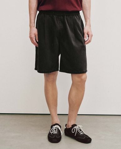  URBAN REVIVO - Quần short jeans nam lưng thun dây rút 