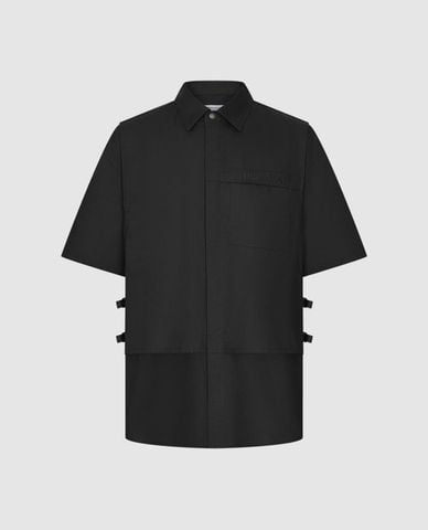  URBAN REVIVO - Áo sơ mi nam cổ bẻ tay ngắn phối dây gài 