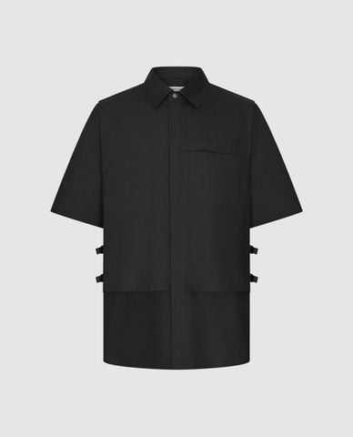  URBAN REVIVO - Áo sơ mi nam cổ bẻ tay ngắn phối dây gài 