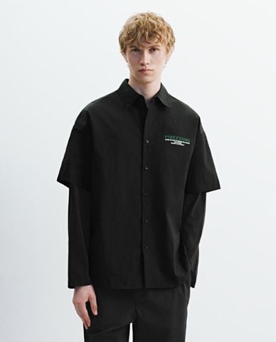  URBAN REVIVO - Áo sơ mi nam cổ bẻ tay chồng layer 