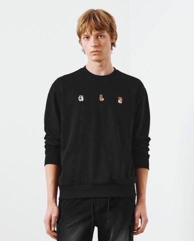  URBAN REVIVO - Áo sweatshirt nam cổ tròn tay dài phối họa tiết 